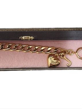 Y2K Juicy Couture Gold Chain Heart Bracelet